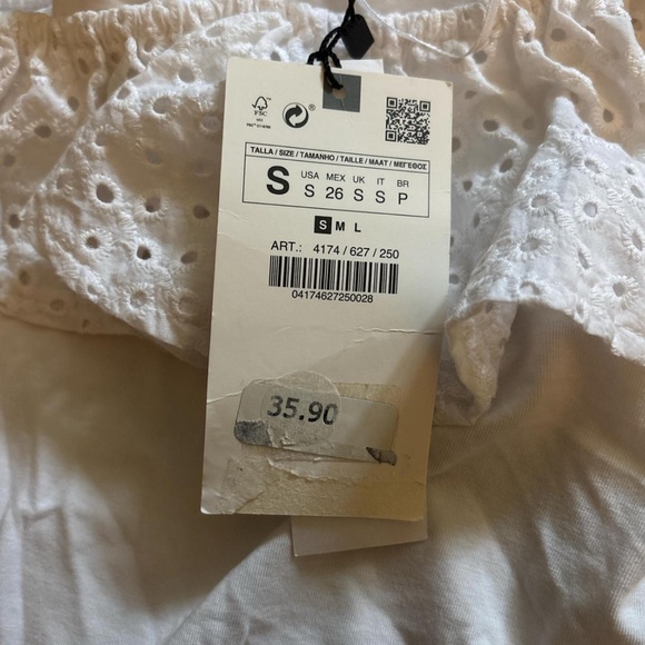 White Eyelet Ruffle Top - Picture 2 of 5